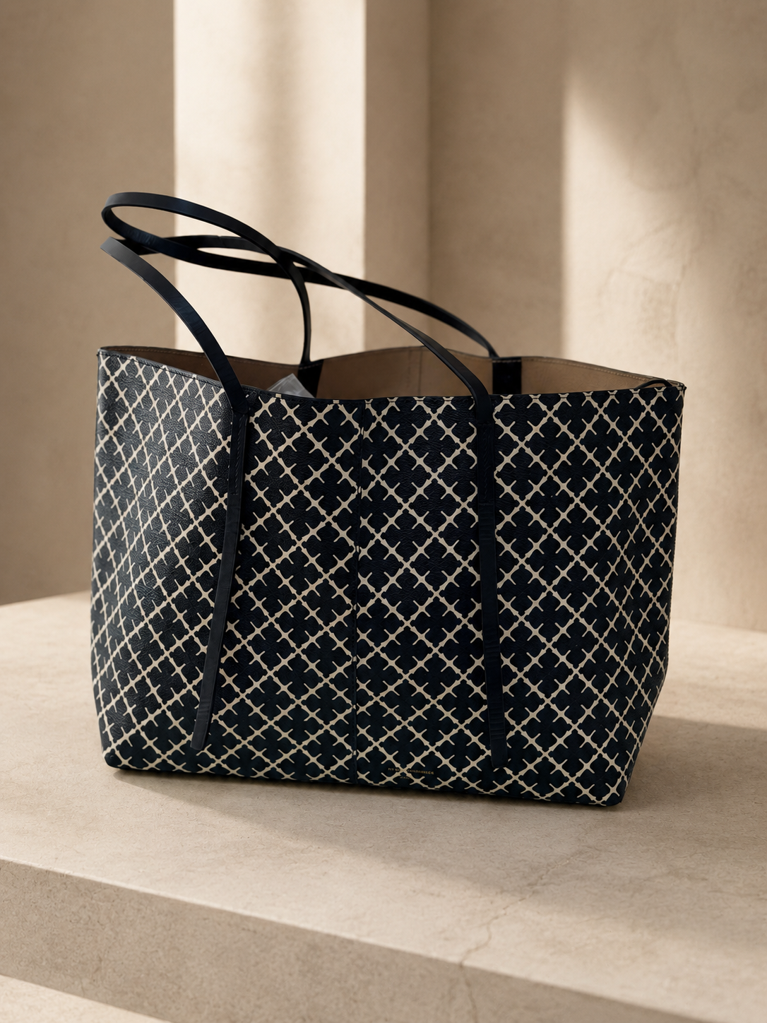 By Malene Birger — Abi Signature Tote Navy